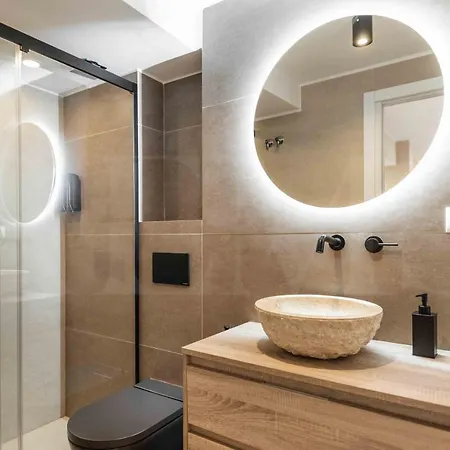 Gorgeous With Balcony - Center By Rems Apartman Málaga